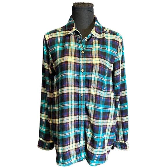 American Eagle Ahh-Mazingly Soft Green Boyfriend Fit Flannel Button Down Size M - Picture 1 of 8
